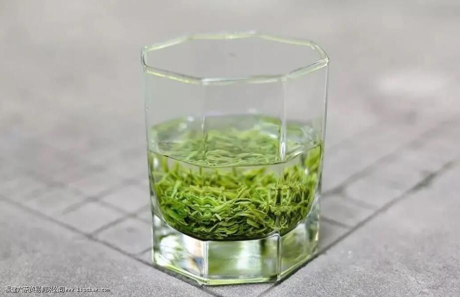 ��ʩ��¶����ʲô��