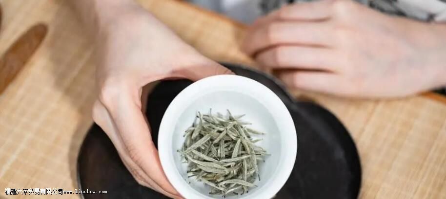 �����Ҷ��һ��ɲ�