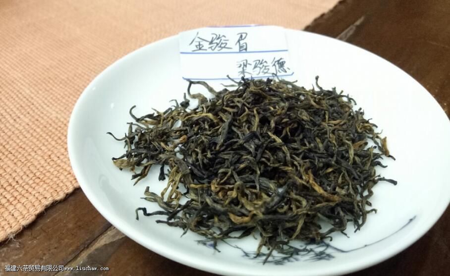 梅占金骏眉的特点 梅占金骏眉的特点