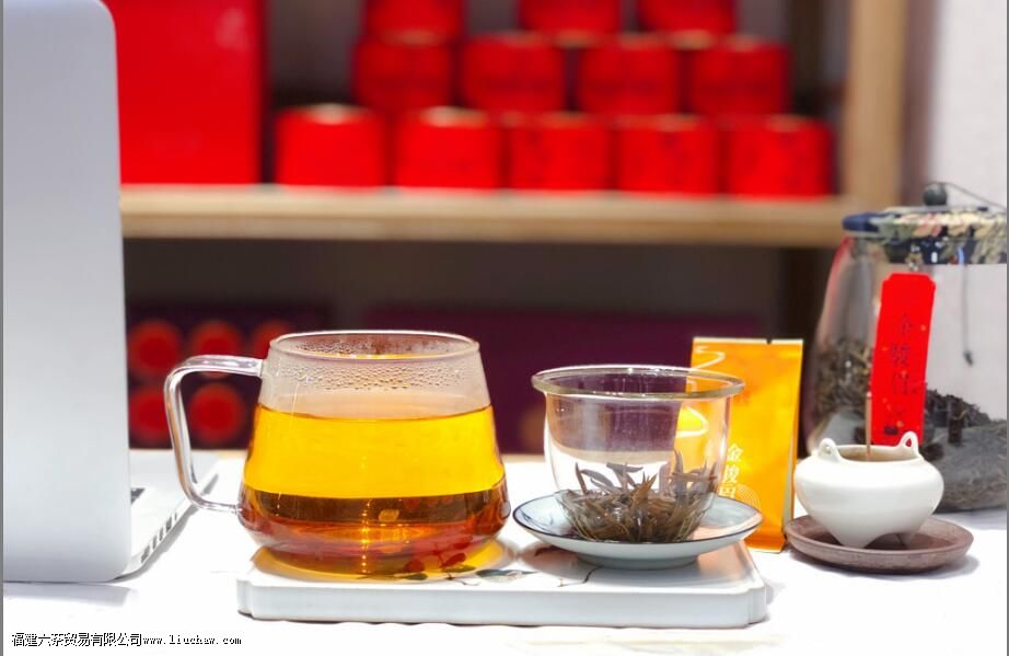 梅占金骏眉的特点 梅占金骏眉的特点