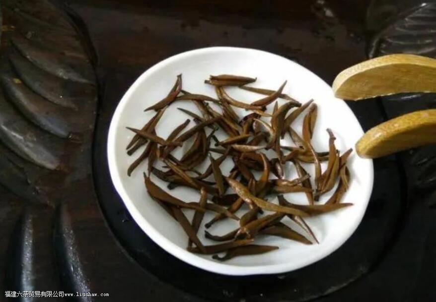 梅占金骏眉的特点 梅占金骏眉的特点