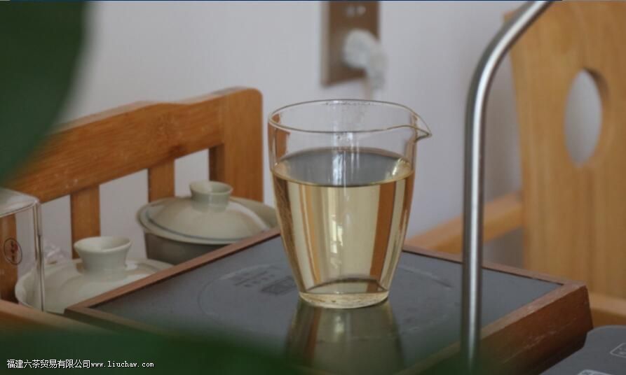 泡茶用纯净水还是矿泉水好,很多人都错了 泡茶用纯净水还是矿泉水好,很多人都错了