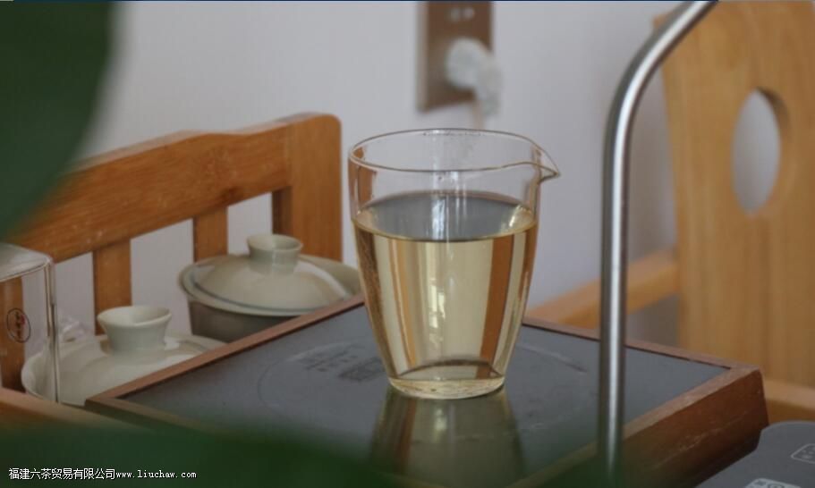 泡茶用纯净水好,还是矿泉水好 泡茶用纯净水好,还是矿泉水好