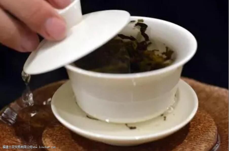 �ն���Ҷ�ݲ�����ô��