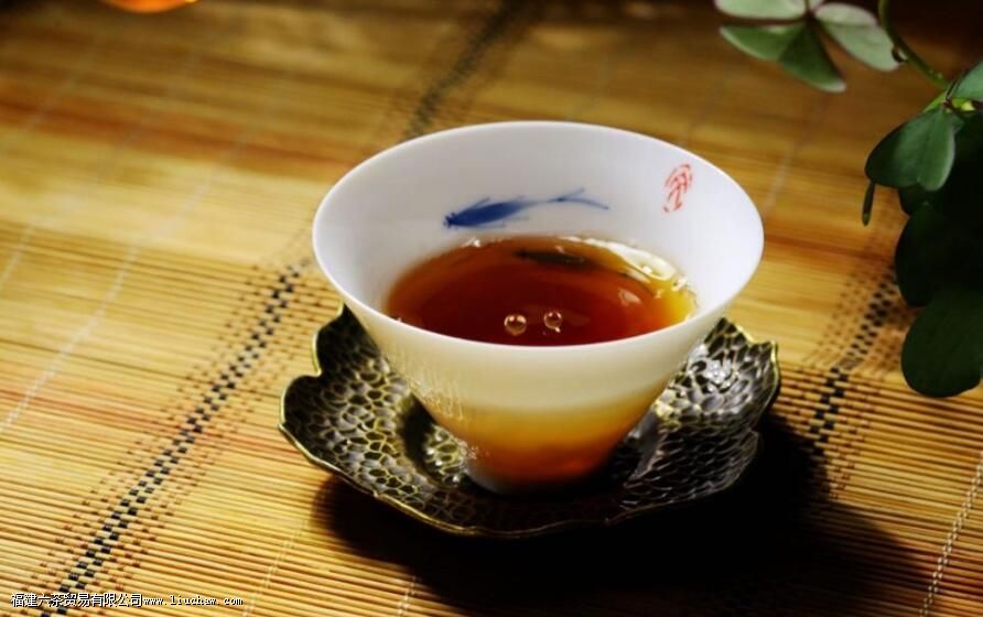 普洱熟茶的陈香味和樟香味解析 普洱熟茶的陈香味和樟香味解析