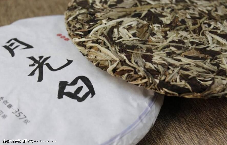 ��ʫ�续�������¹�ײ裬�¹�����