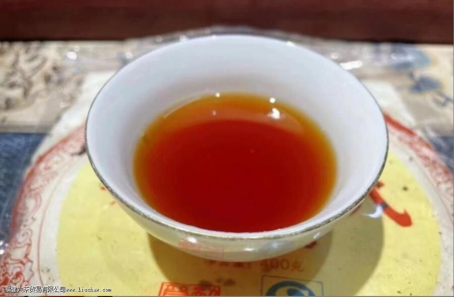 ������ɫ��ô����