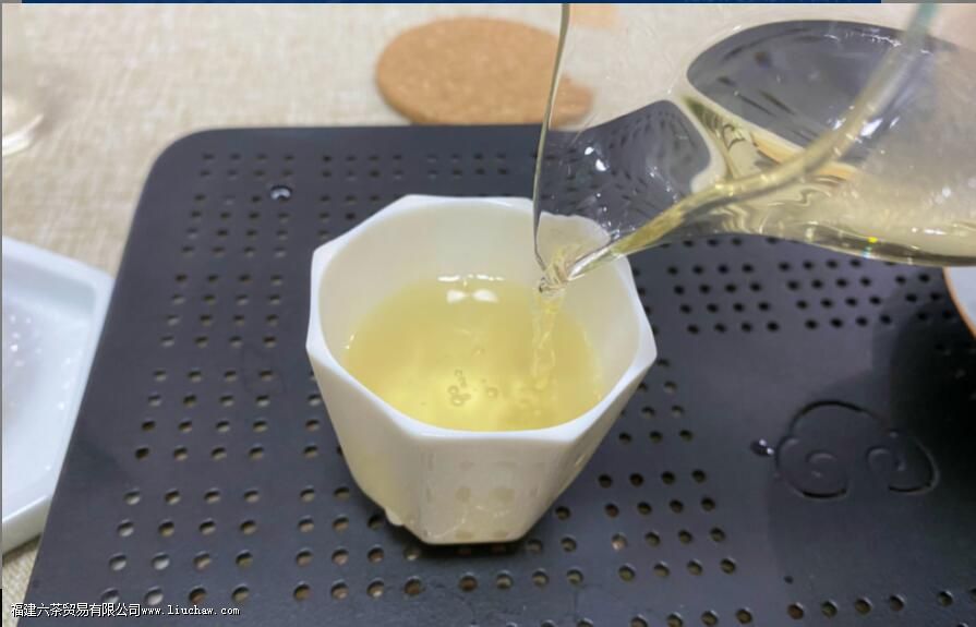 调味茶和茶有什么区别 调味茶和茶有什么区别