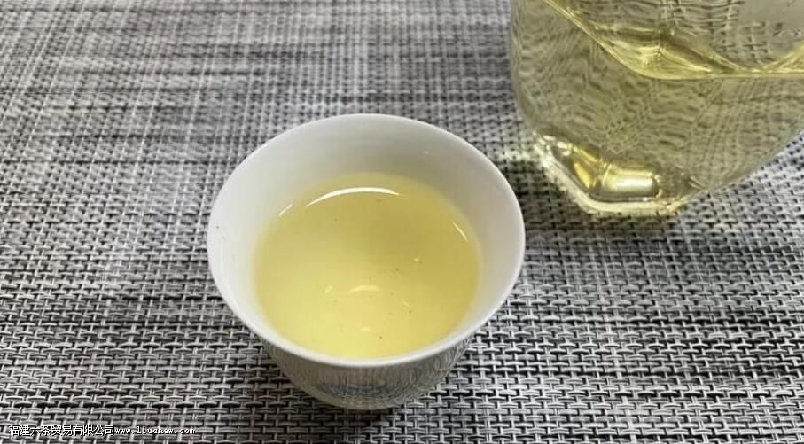 铁观音浓香型和清香型有什么区别 铁观音浓香型和清香型有什么区别