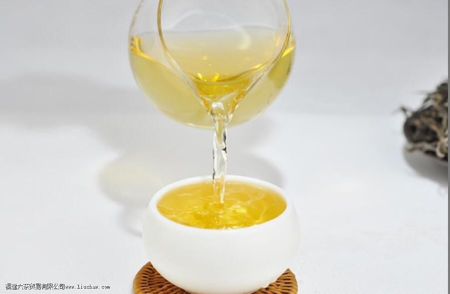 �������Ķ��Ĳ�Ҷ