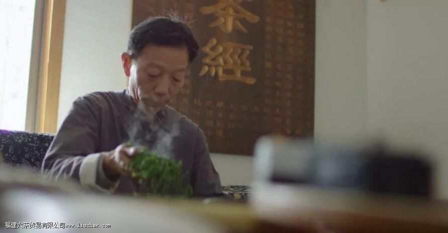 �Ʋ������˭