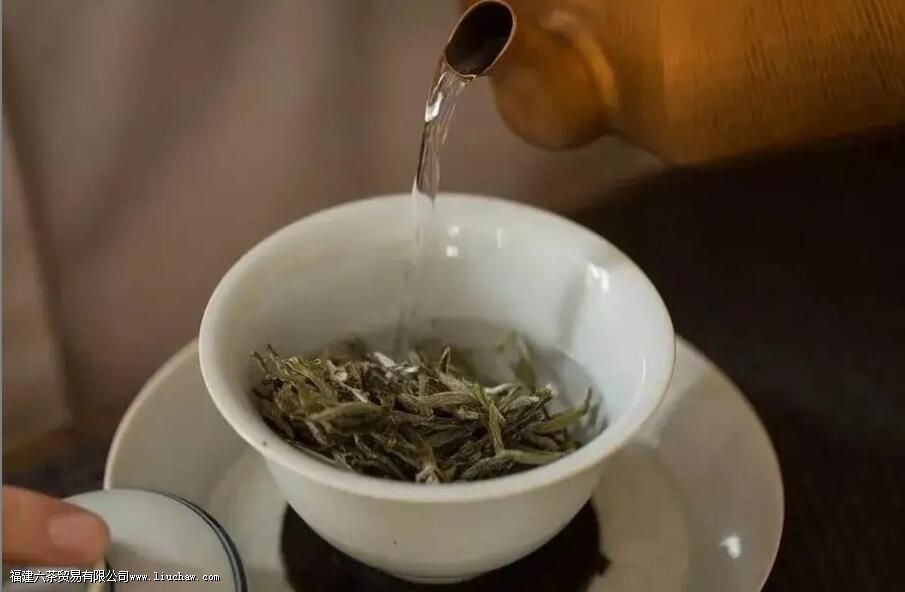 �ײ��ö��ٶȵ�ˮ����