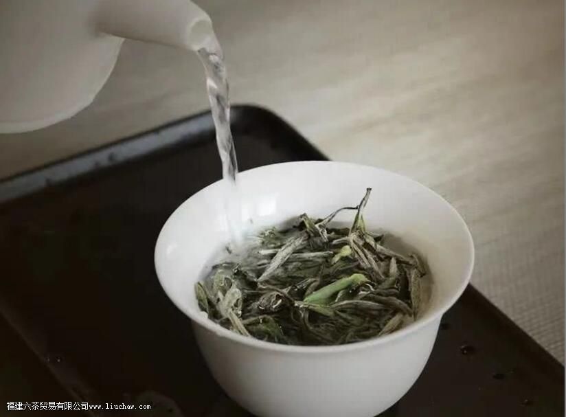白毫银针如何冲泡 白毫银针如何冲泡