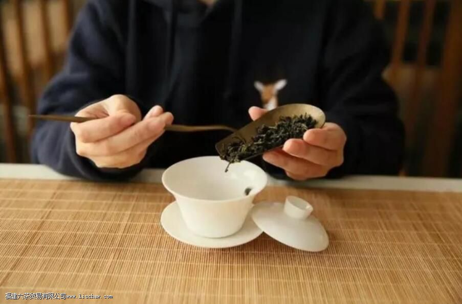 �������¶Ⱥ����ڵ��¶��й���