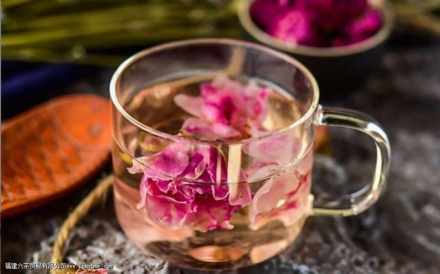 大朵玫瑰花茶怎么泡才正确 大朵玫瑰花茶怎么泡才正确