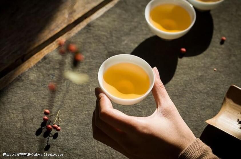 贡眉白茶的冲泡方法 贡眉白茶的冲泡方法