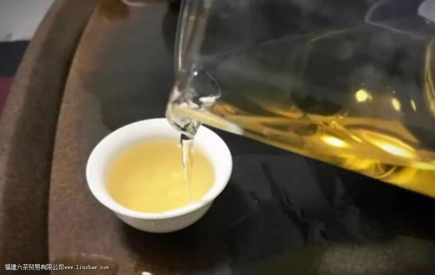 ��ü���ݺ�Ĳ�����ɫ