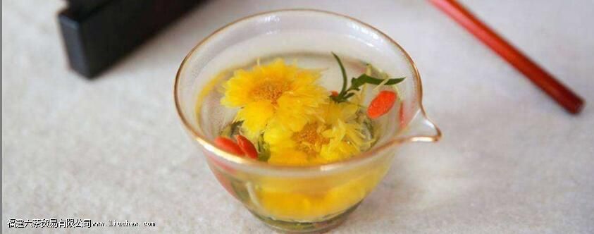 ��轾ջ����ö��ٶ�ˮ�º���