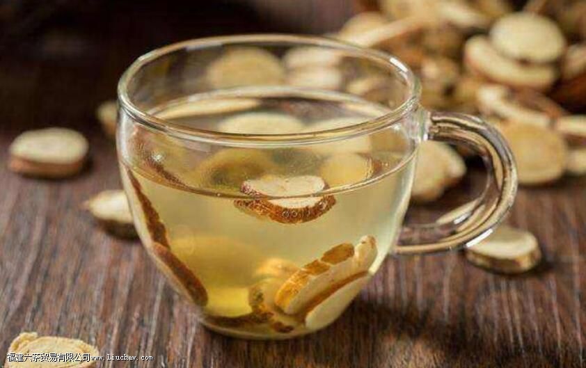 黄芪泡水喝一天的用量是多少 黄芪泡水喝一天的用量是多少