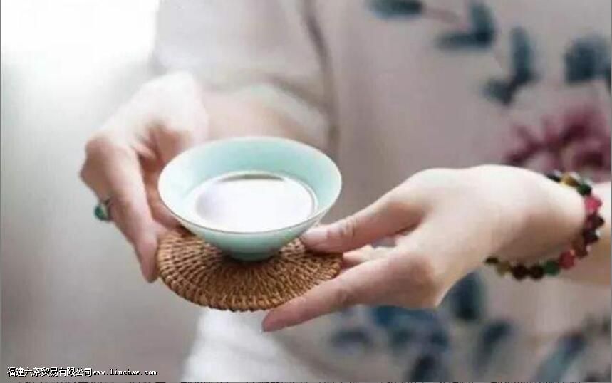 ���鵹��ˮ����ȷ����