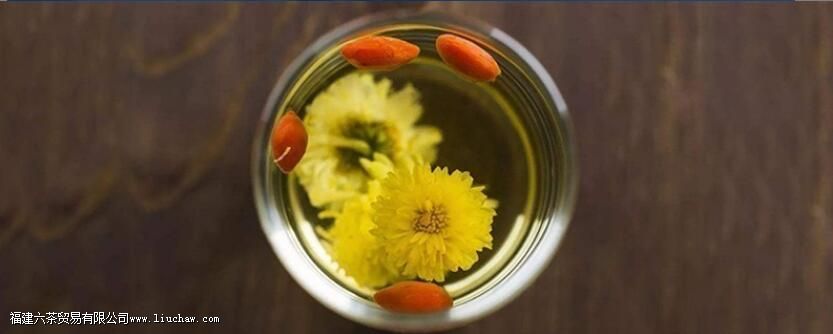 �ջ�����ѹ�Ӣ����һ����ˮ����