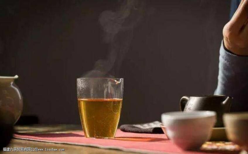 老班章普洱茶生茶怎么喝 老班章普洱茶生茶怎么喝