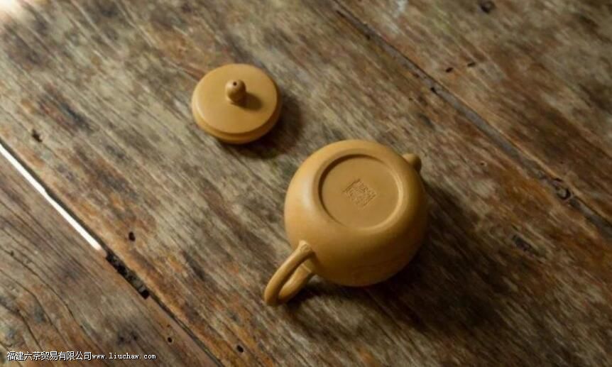 �϶�����ɰ���ʺ���ʲô��