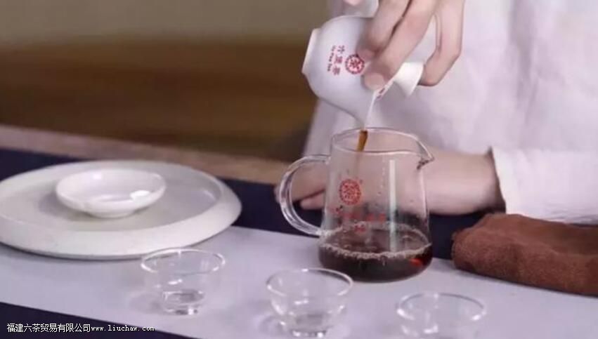 六堡茶的正确泡法 六堡茶的正确泡法