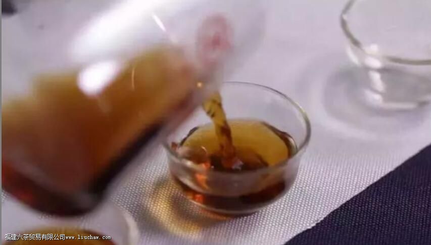 六堡茶的正确泡法 六堡茶的正确泡法