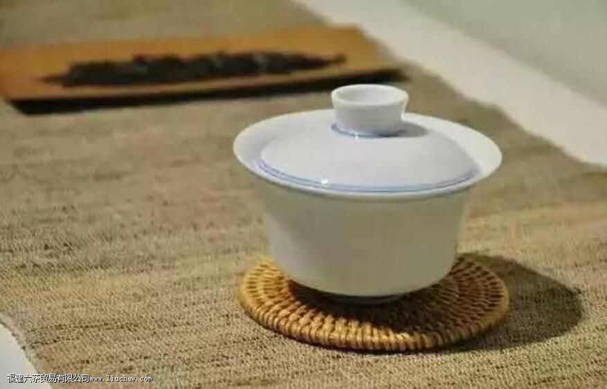 �������ö��ٶȵ�ˮ��