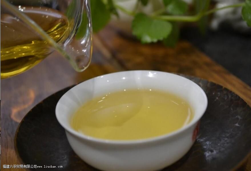 �ն�����Ͷ�����Ƕ���