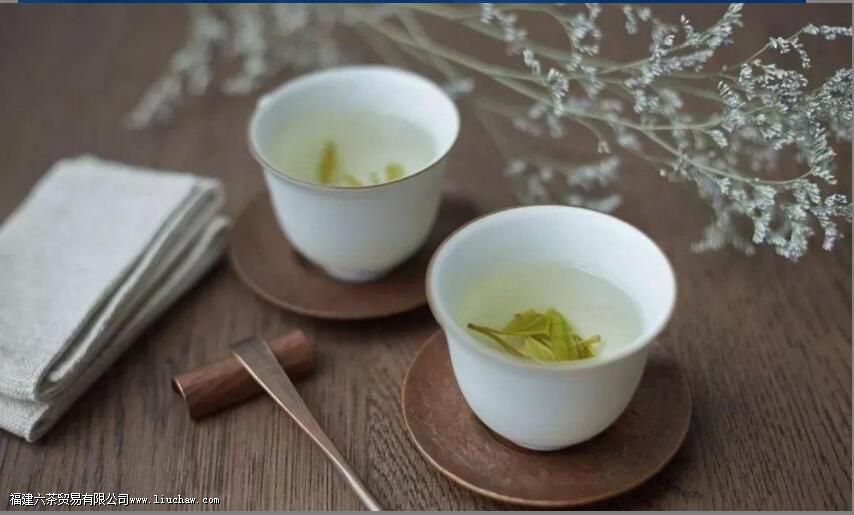 ӿϪ������ݷ���