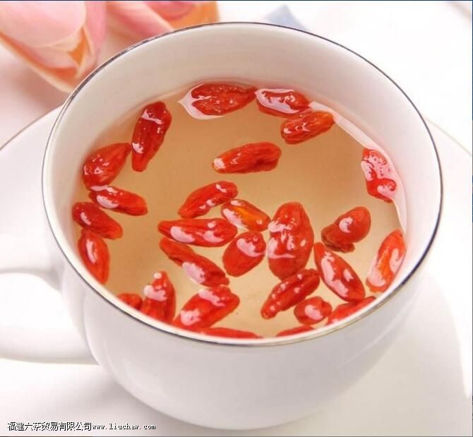 昨晚下午泡的枸杞茶今天可以喝吗 昨晚下午泡的枸杞茶今天可以喝吗