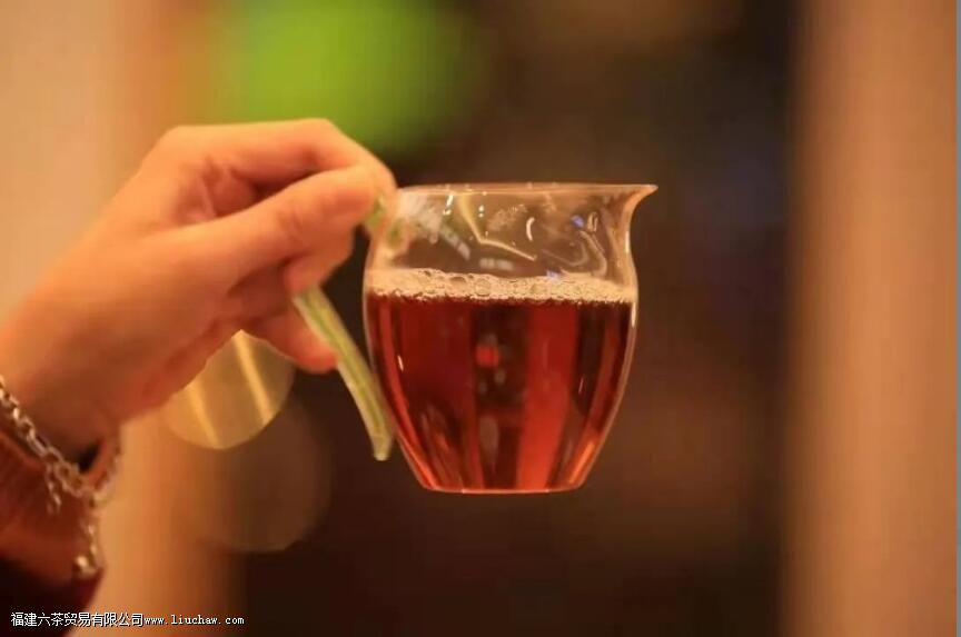 白茶如何储存,注意这些要点才能越存越好 白茶如何储存,注意这些要点才能越存越好