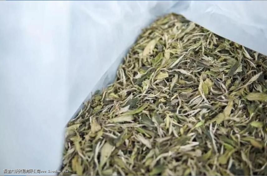 �ײ��б�������һ�㱣�ֶ��