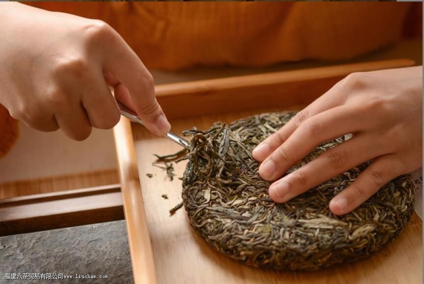 �ն���ı������Ƕ��