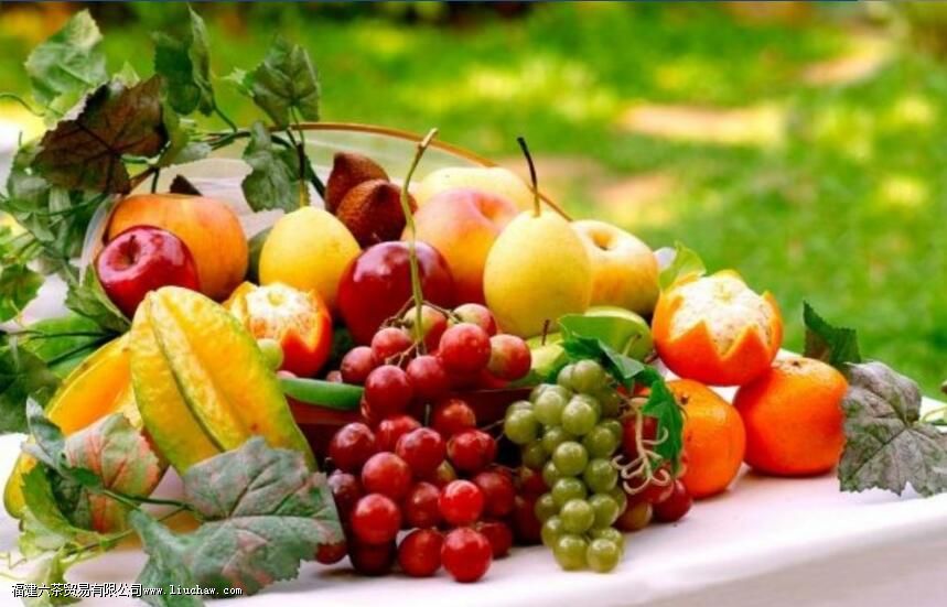 喝茶忌讳吃什么水果 喝茶忌讳吃什么水果