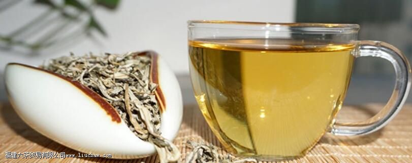 ɳ��Ҷ��Ľ���