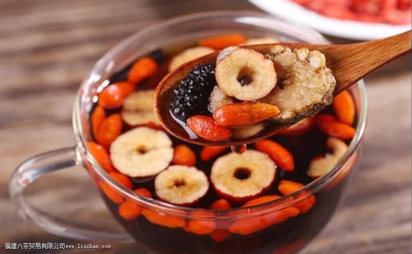 �屦�費����ʲô�˺�