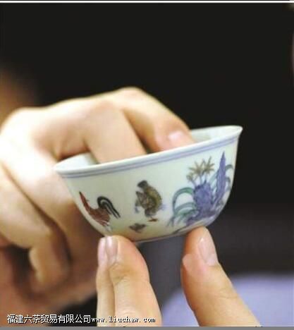 �����ʼ��ױ�����߳������ĸ�������ɻ����ʼ��ױ��۸�