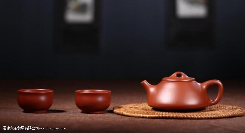 80目大红袍紫砂壶特点及图片 80目大红袍紫砂壶特点及图片