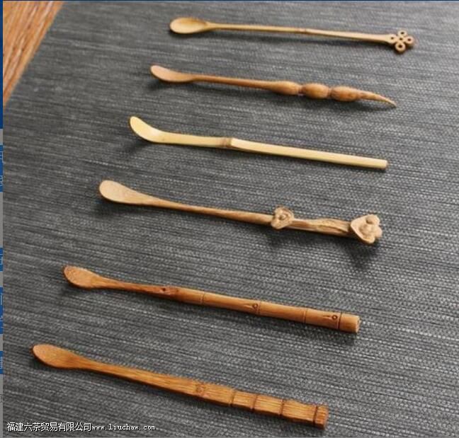 ����������������ֲ�߽���