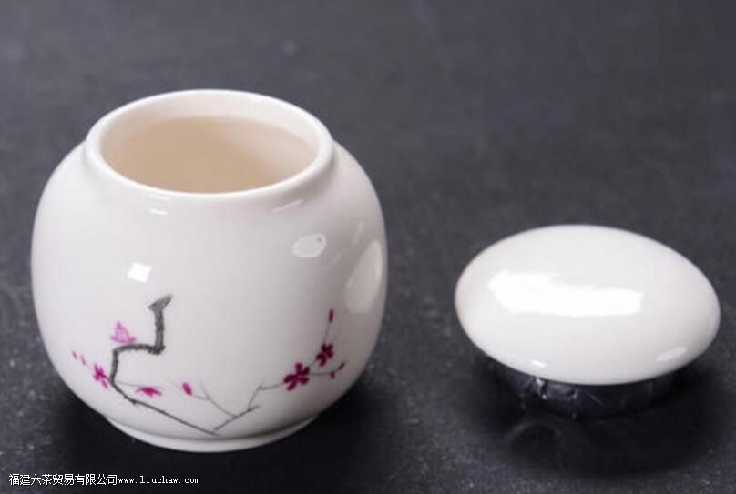 茶具十二件都有什么 茶具十二件都有什么