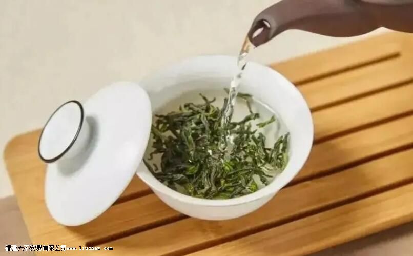 盖碗是用来喝茶的还是泡茶的 盖碗是用来喝茶的还是泡茶的