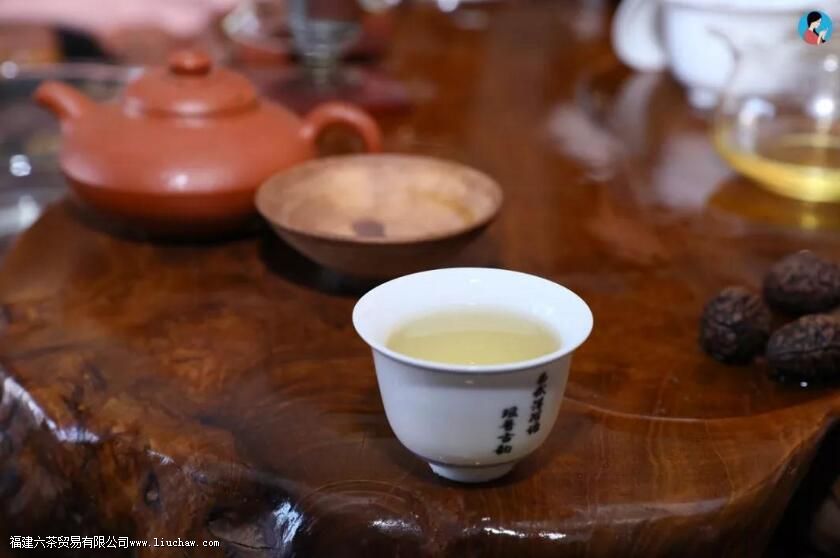 �����ϳ������˽���٣�