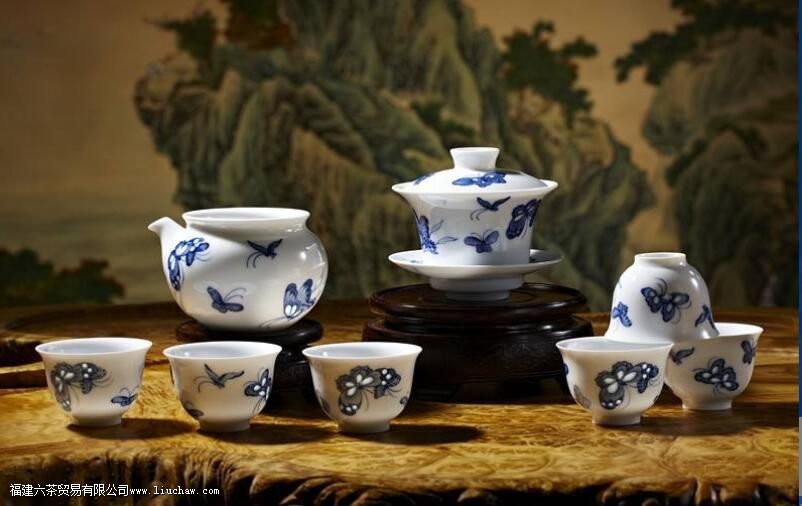 喝完茶怎么收拾茶具 喝完茶怎么收拾茶具