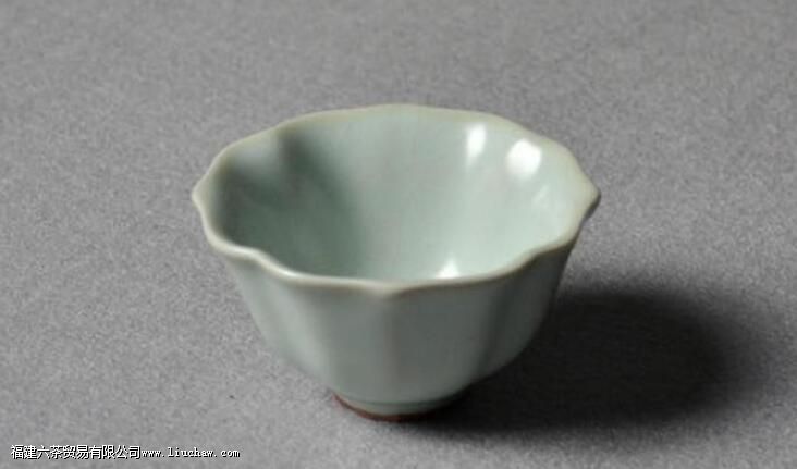 汝窑开片茶具怎么养 汝窑开片茶具怎么养