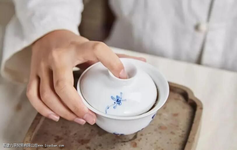 ���Ÿ���ĺ���