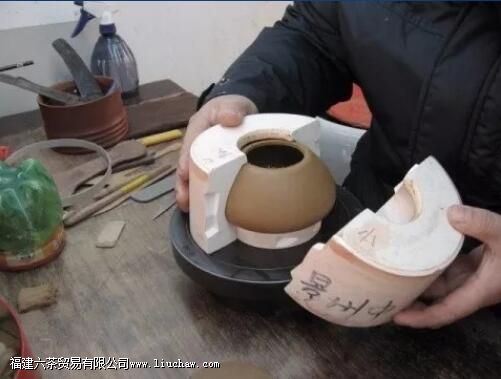 什么是全手工?如何理解全手工紫砂壶 什么是全手工?如何理解全手工紫砂壶