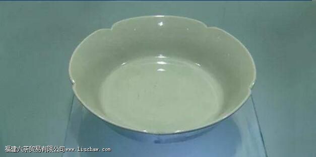 �ƴ����� �� ��ɫ�ɣ�������ǧ��Ĵ�ɫ